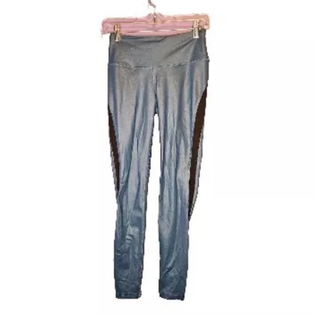 Victoria Sport Athletic Capri Pants Blue Size Small